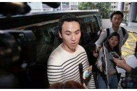 四五壮汉讨债门面泼油漆：讨债行为引发的思考